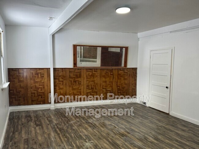 Foto del edificio - 6 E Church St