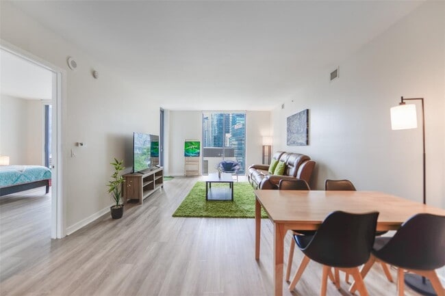 Foto del edificio - 31 SE 6th St