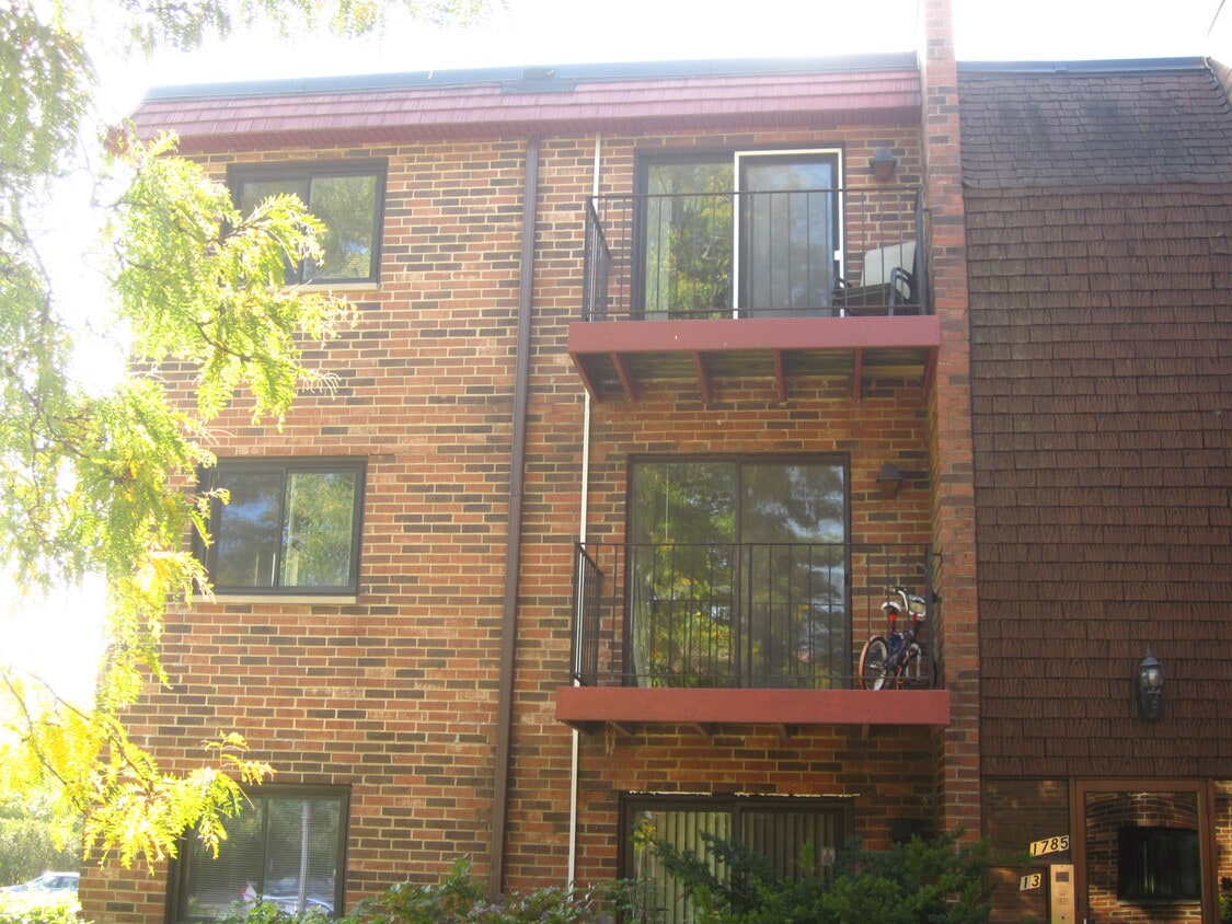 Foto principal - 1785 W Algonquin Rd