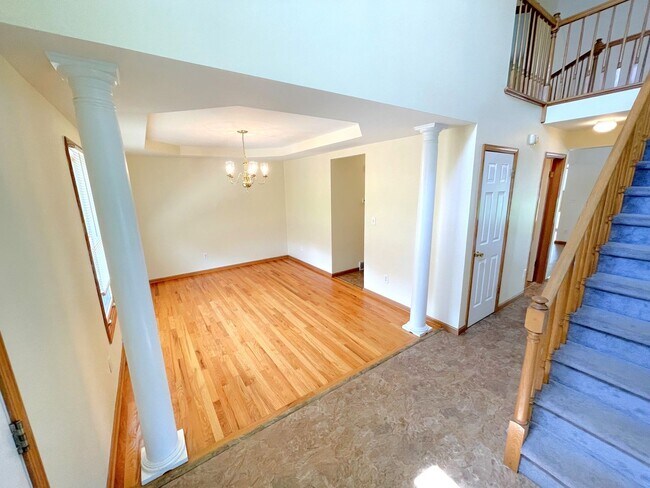 Foto del edificio - Spacious 3 bed 2.5 Bath Home Ready to Rent! Don’t Miss Out!