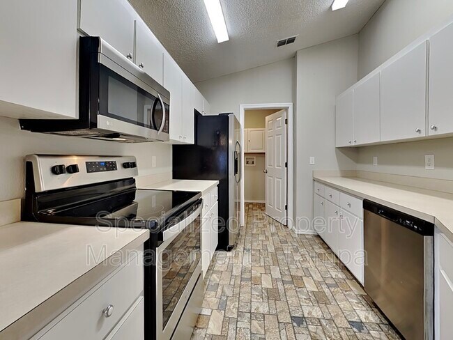 Building Photo - 12037 Cavern Rd