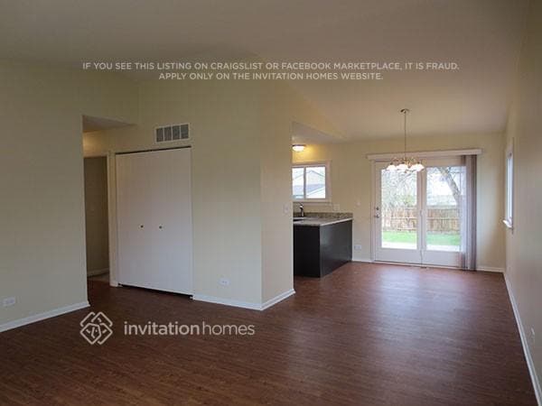 Foto del edificio - 1070 Norwood Ln