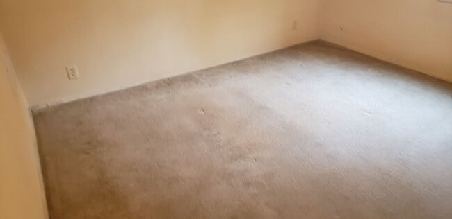 Building Photo - 315113thstreet.is4lease.com