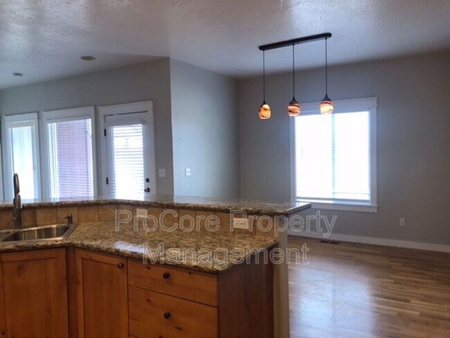 Building Photo - 3077 N Christian Way