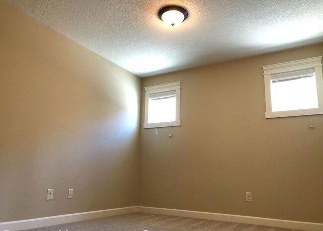 Foto del edificio - 7429 NE 58th Way