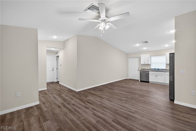 Foto del edificio - 6056 Pecan Cir