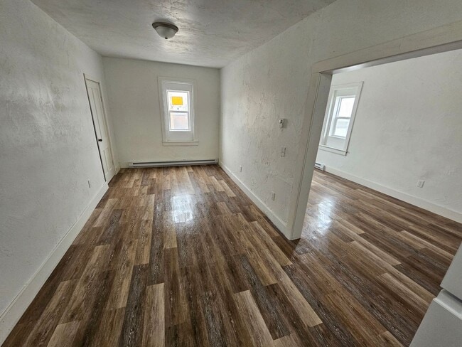 Building Photo - 100 N Lake Ave
