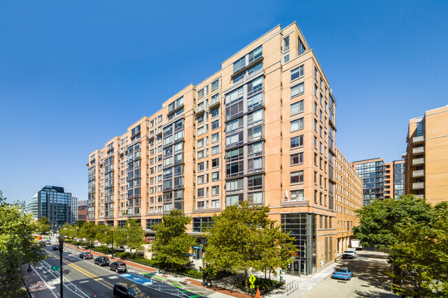 475 K St NW - The K at City Vista