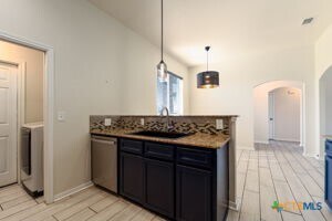 Foto del edificio - 109 W Libra Dr