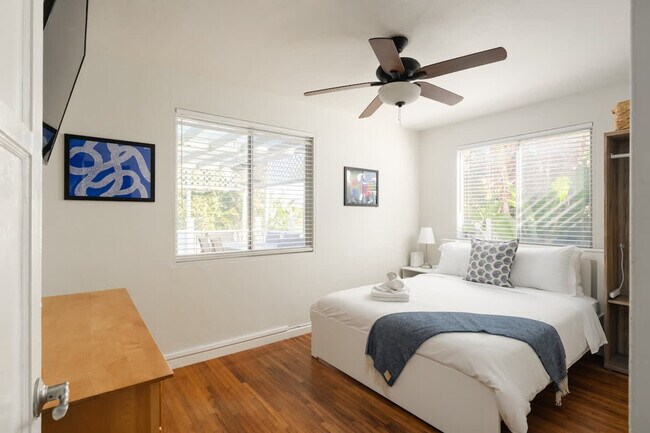 Foto del edificio - 6532 Goodwin St