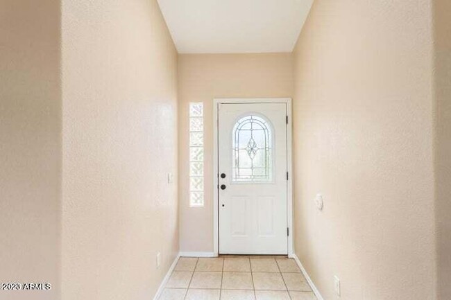Building Photo - 3733 Barahona Dr