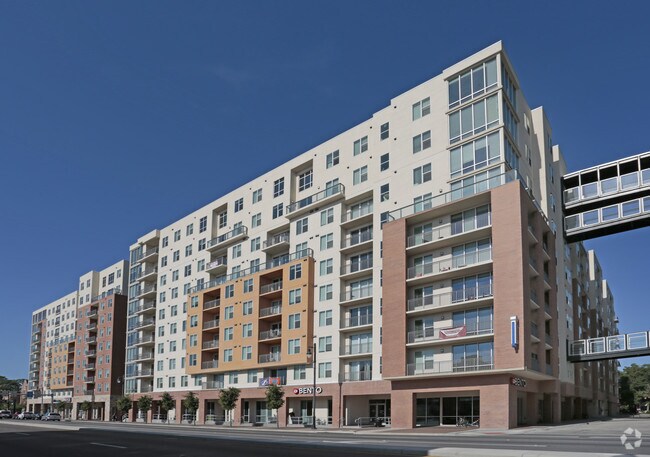 Foto del edificio - The Standard at Gainesville