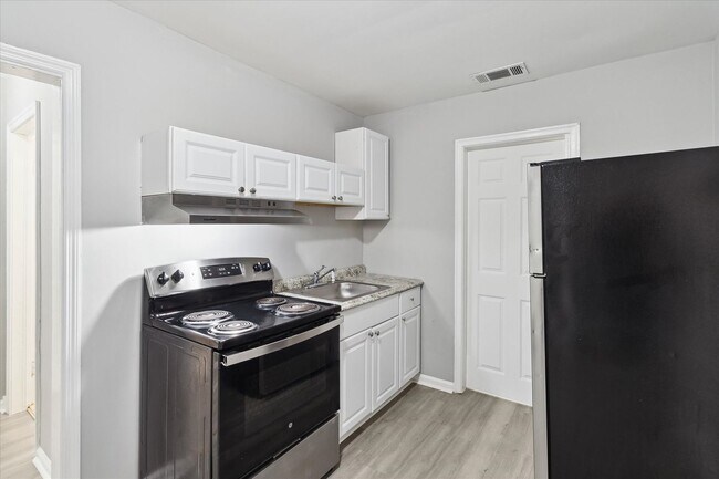 Foto del edificio - 1724 E 39th St