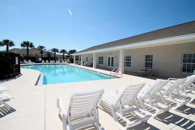Foto del edificio - 183 Stony Point Dr