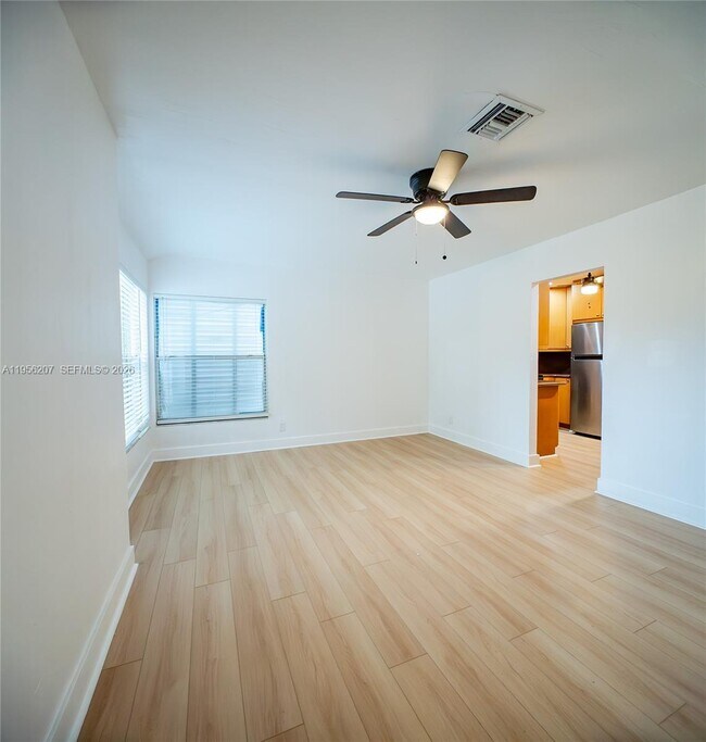 Foto del edificio - 1500 NW 3rd Ave