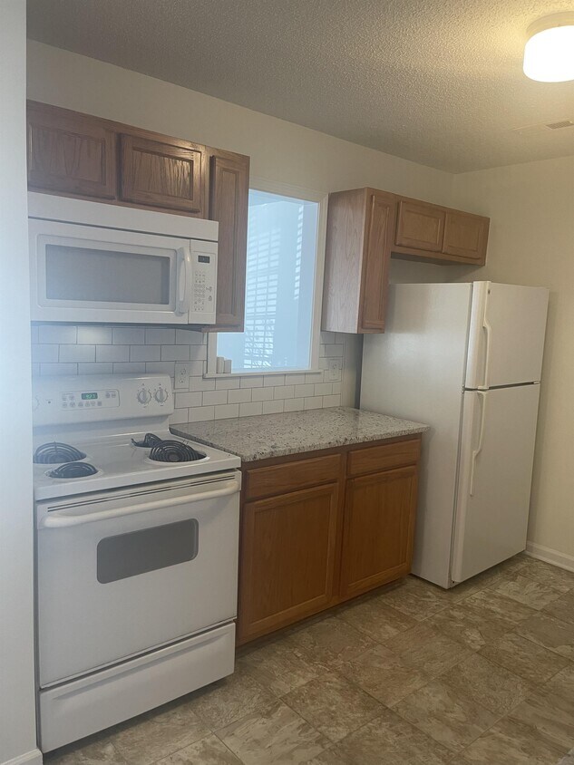 2630 Guyer St, High Point, NC 27265 Townhome Rentals in High Point NC