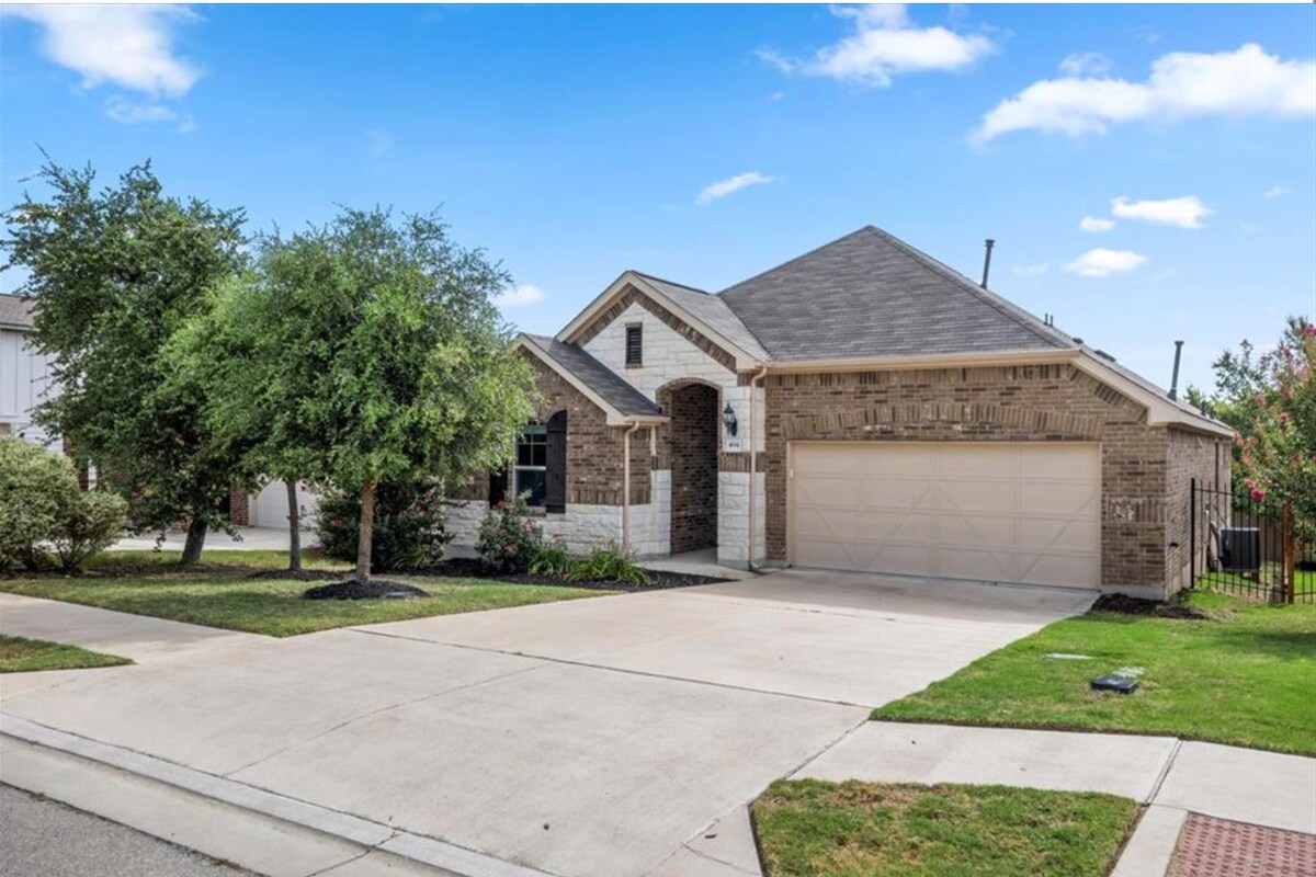 Foto principal - 404 Red Matador Ln