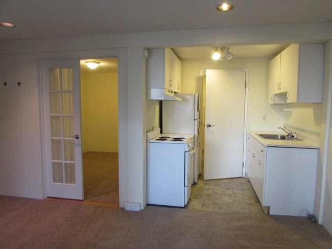 Building Photo - 4-plex in Shoreline