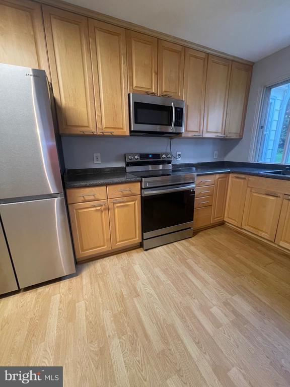 Foto del edificio - 5528 Warwick Pl