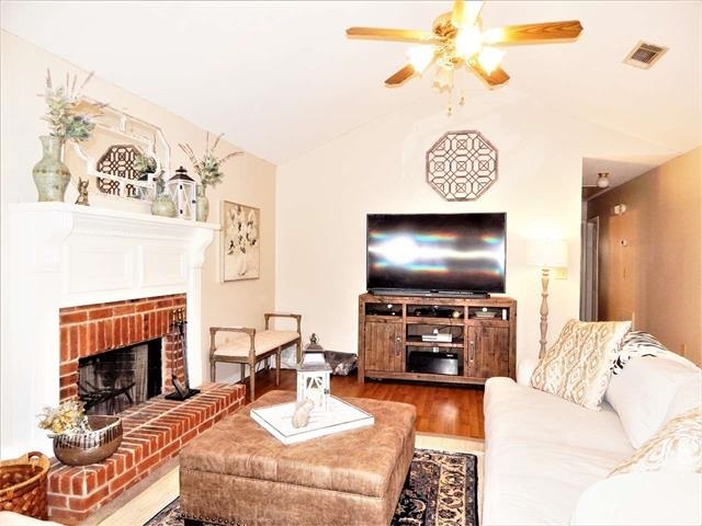 Foto del edificio - 206 Hummingbird Cove