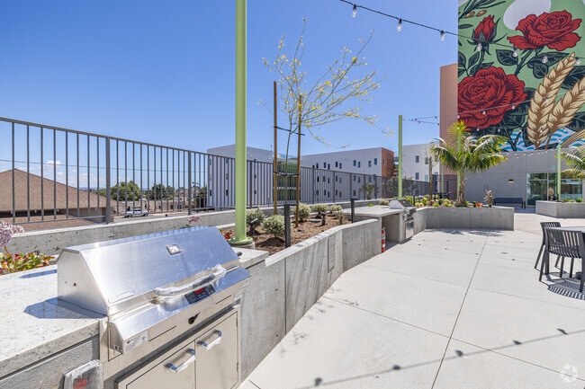 Zona de parrilla - Union Tower - Affordable Housing