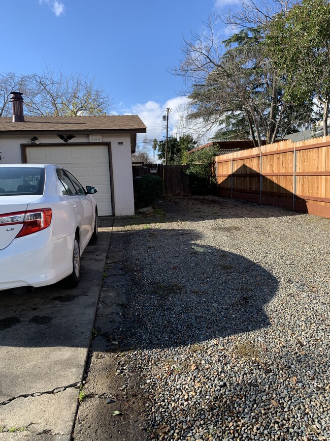 RV parking and entrance - 7110 Celia Ave