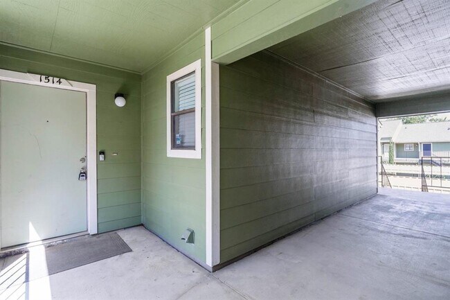 Building Photo - 14777 Wunderlich Dr
