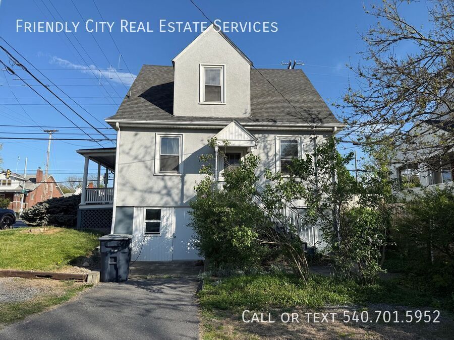 Building Photo - 758 S High St