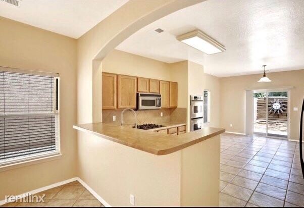 Building Photo - 3 br, 2 bath House - 4205 High Mesa Rd SE
