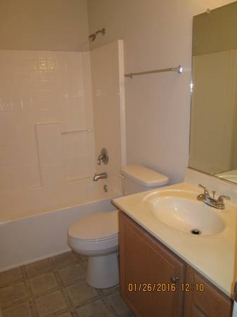 Foto del edificio - 137 Tyron Rd