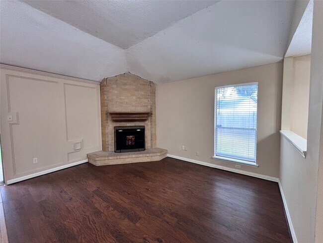 Foto del edificio - 15231 Cabots Landing Dr