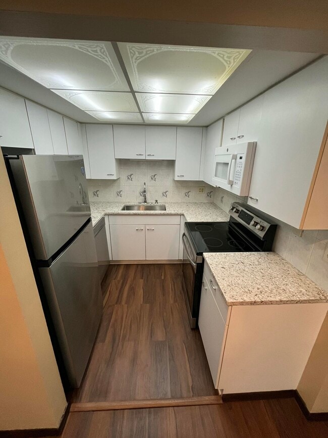 Foto del edificio - N17W5348 Garfield St