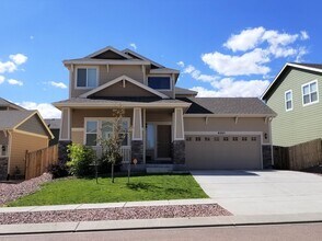 Building Photo - 8265 Hardwood Cir