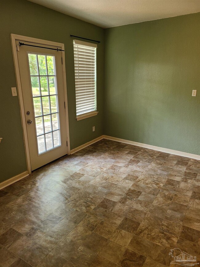 Foto del edificio - 6960 Klondike Rd