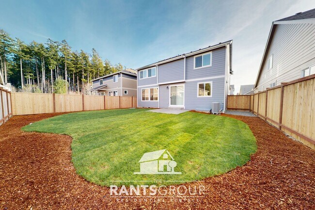 Foto del edificio - Beautiful Newer Construction!  Easy I5 access & JBLM Commute!