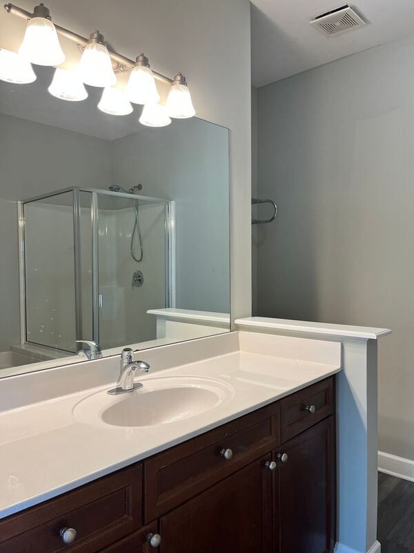 Foto del edificio - 7235 Althorp Way T-11