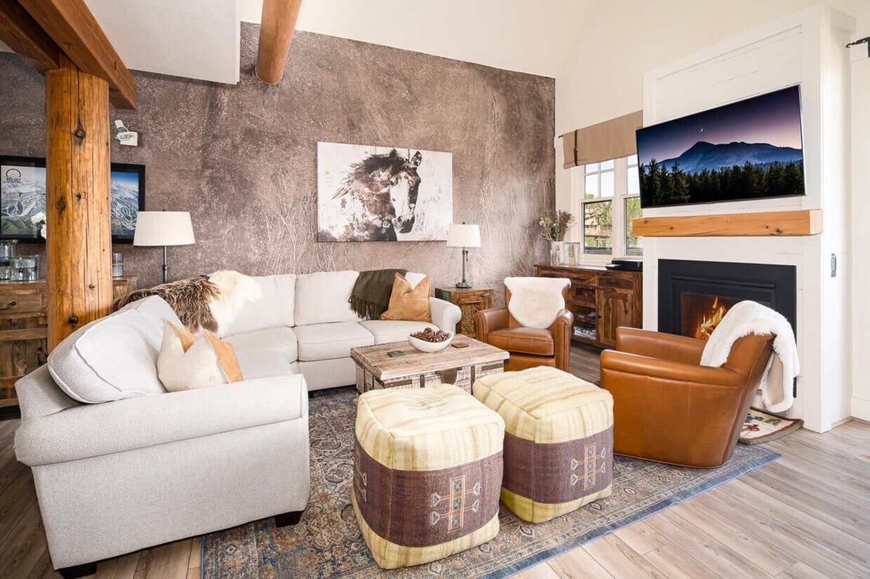Foto principal - c1 Saddle Ridge Rd