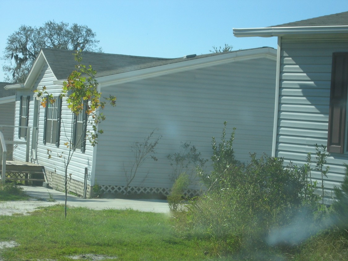 Building Photo - North Central Florida Mobile Home Park