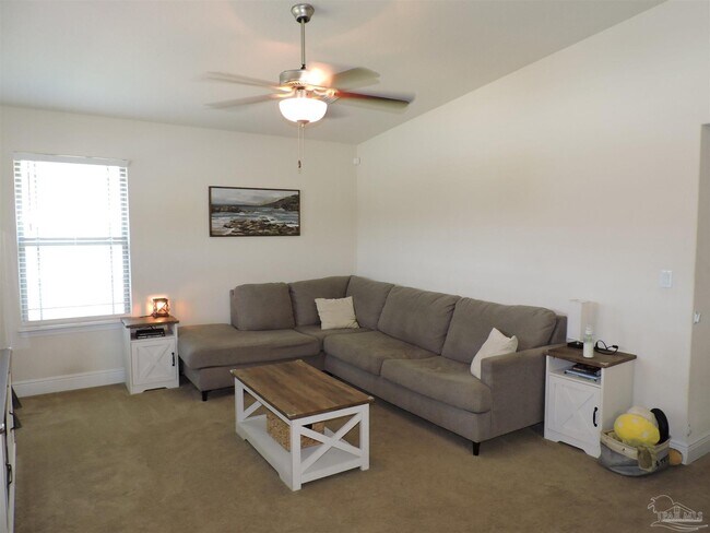 Foto del edificio - 5070 Carmell Ridge Cir