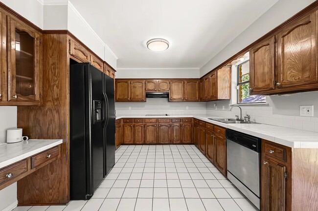 Building Photo - 14742 Sweetwood Ct
