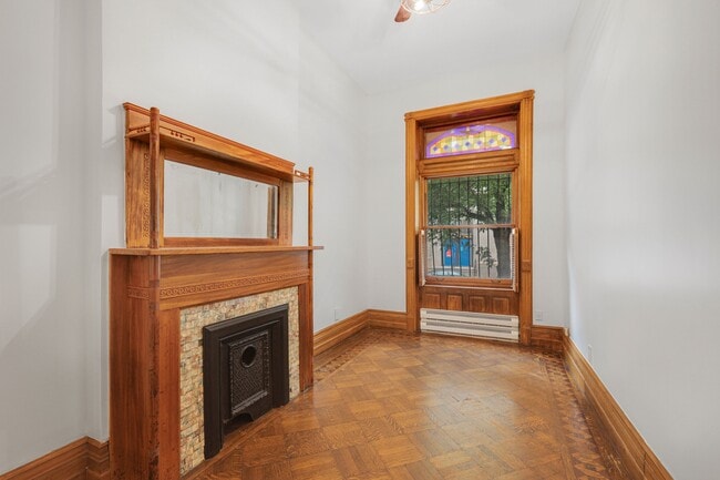 Building Photo - 157 W 93rd St