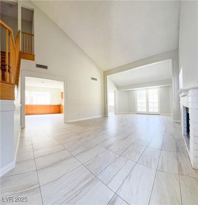 Foto del edificio - 6437 Peachwood Rd