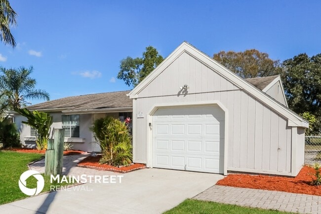 Foto del edificio - 353 SW Belmont Cir