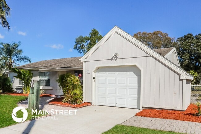 Foto del edificio - 353 SW Belmont Cir