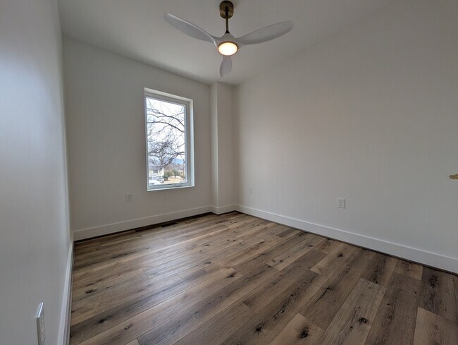 Foto del edificio - 5900 Fort Ave