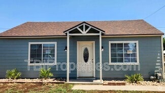 Building Photo - 934 N Florence Ave