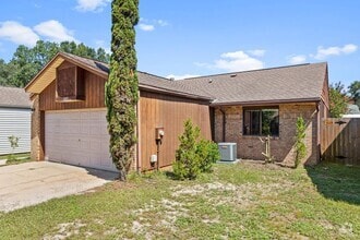 Building Photo - 1022 Alderwood Way