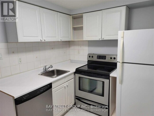 Photo du bâtiment - 1606 Amberlea Rd