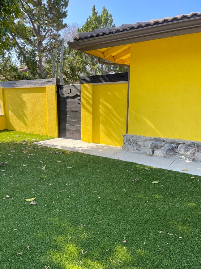 Foto del edificio - 12501 Kenny Dr