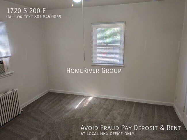 Building Photo - Updated 1 bed/1 bath unit